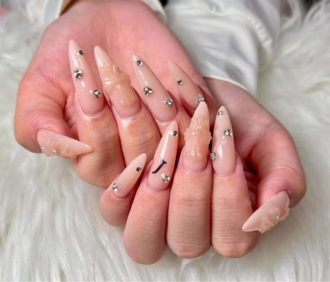 ネイル AURA NAIL🎀💅のネイルデザイン