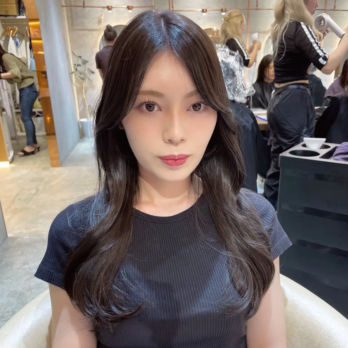 ミディアム カラー レイヤー/韓国ヘア 縮毛矯正🫧鈴木颯のヘアスタイル