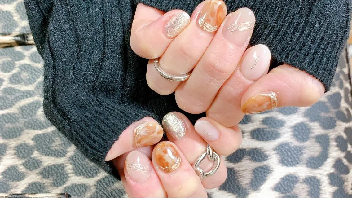 ショート ネイル ハンドネイル Lilibeauty salonのネイルデザイン