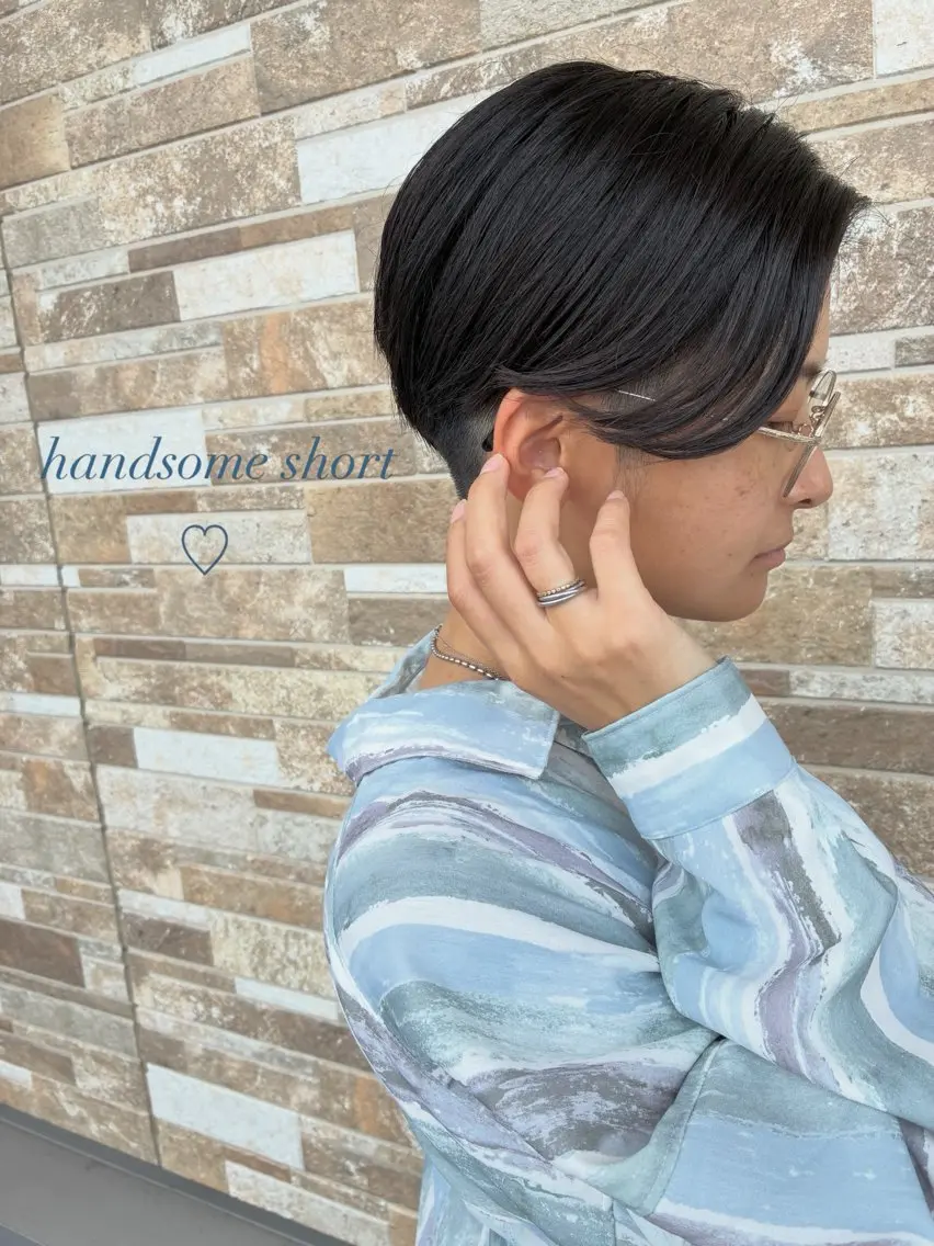 ショート ハンサムショート ショートヘア BOB🫧KANAE HAYASAKA🫧のヘアスタイル