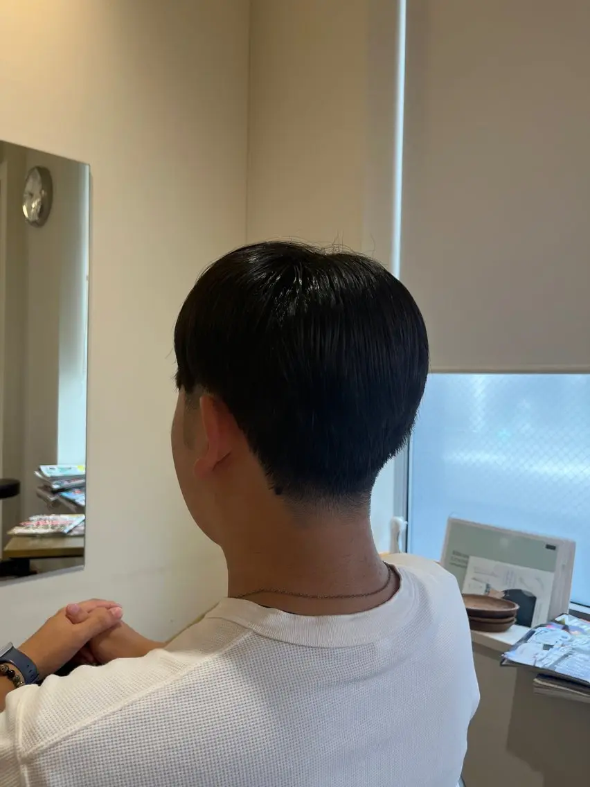メンズ カット 荒井 茉凜のヘアスタイル