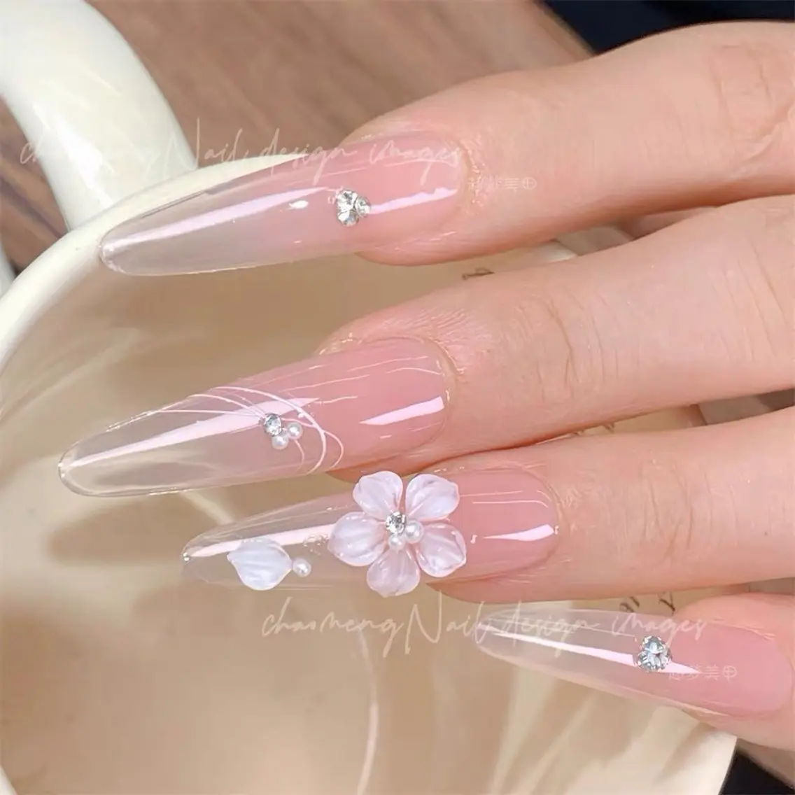 ネイル シ シのネイルデザイン