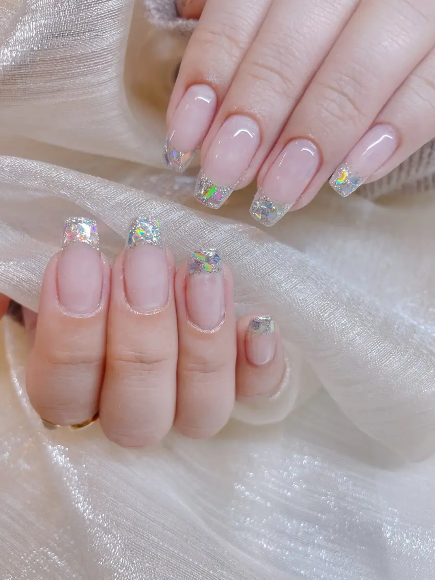 ネイル アートネイル 韓国ネイル 水色 ロングネイル マグネットネイル ハンドネイル ハンドケア NailDemure 【銀座店】のネイルデザイン