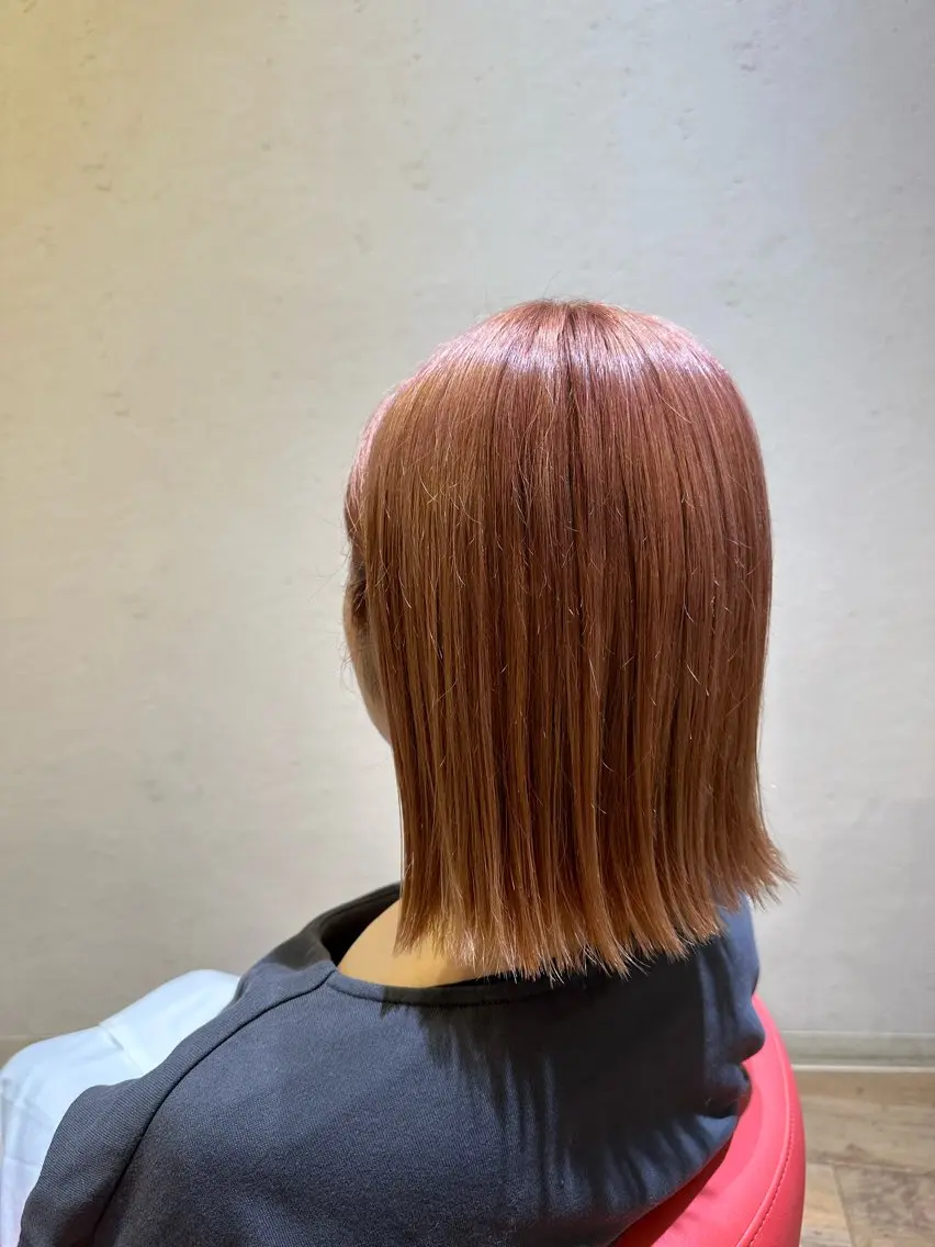ショート カラー ボブ フカサワ シホのヘアスタイル