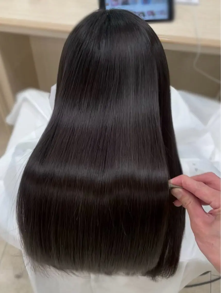 ロング シャドウパーマ／骨格 矯正カット　トモキのヘアスタイル