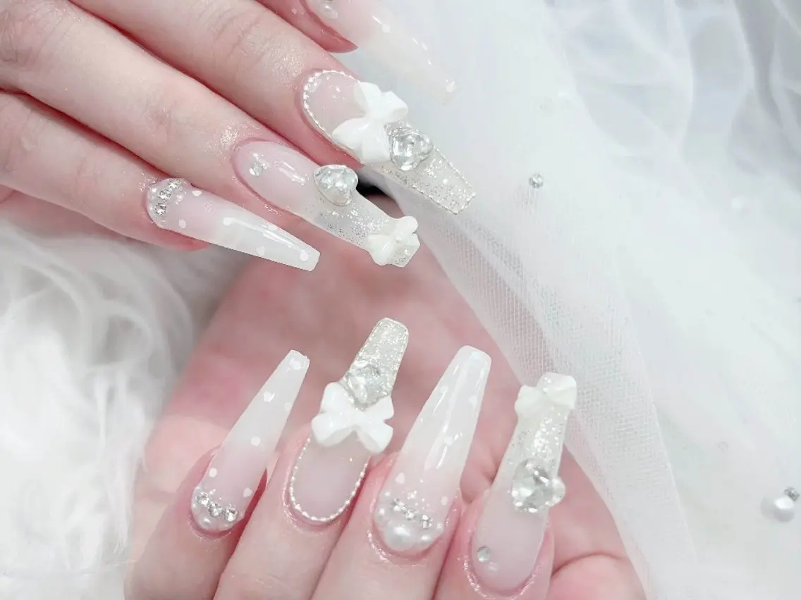 ネイル 長さ出し 韓国ネイル スカルプネイル ワンホンネイル ハンドネイル ハンドケア MUNI🎀 NAIL のネイルデザイン
