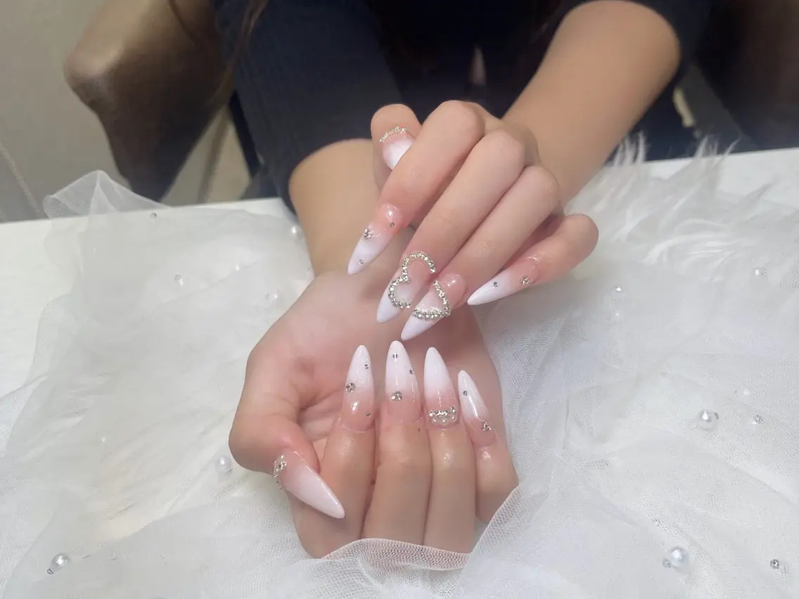 ネイル ハンドネイル YMT__ Nailsのネイルデザイン