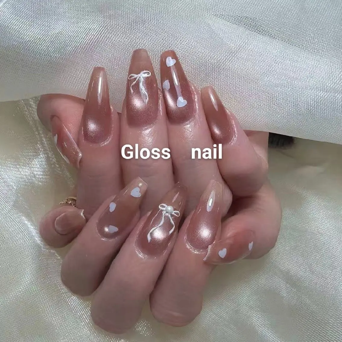 ネイル ハンドネイル アヤカ☘️Gloss nailのネイルデザイン