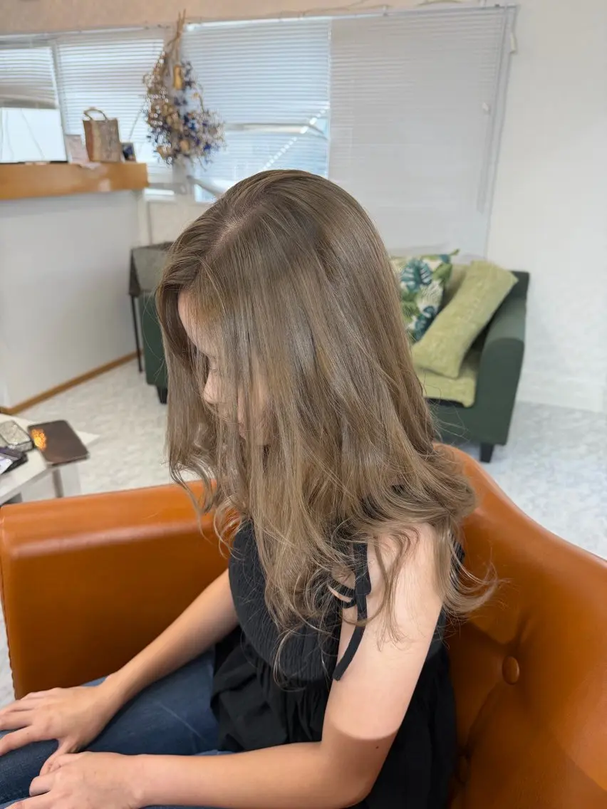 セミロング ヘアカラー トリートメント MAEDA YUKIのヘアスタイル