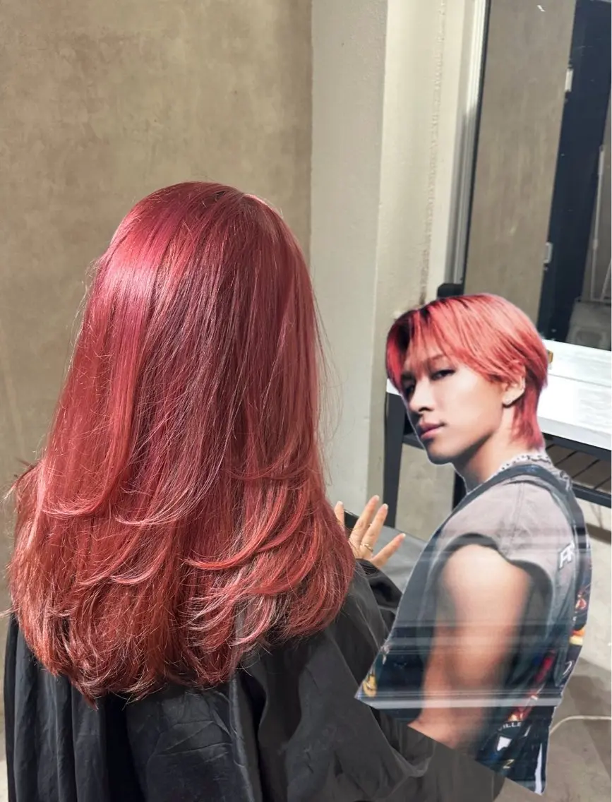 ロング カラー ピンクカラー レイヤーカット 🇰🇷ハイトーン× 韓国レイヤー레이어드のヘアスタイル