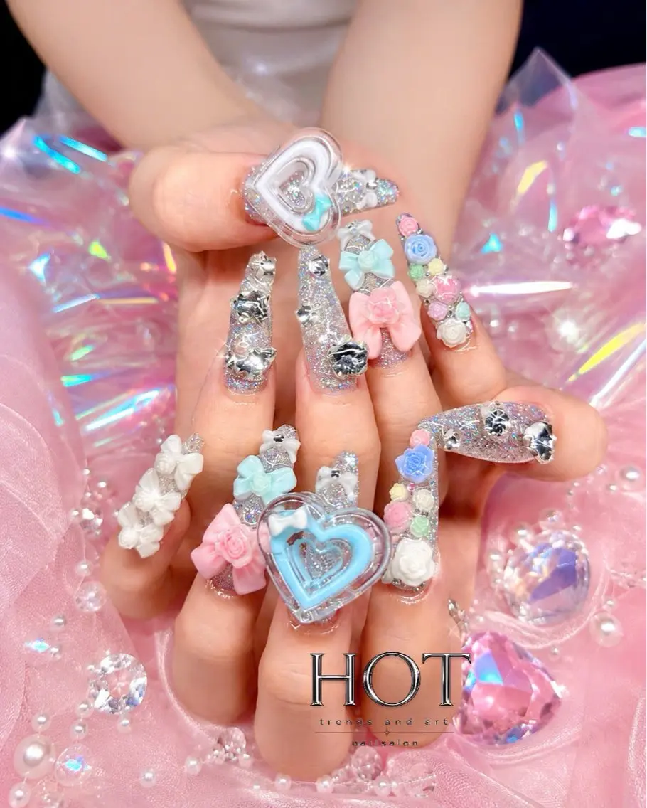 ネイル アートネイル オーロラネイル クリアネイル 長さ出し フレンチネイル ハンドネイル HOT Nail Salonのネイルデザイン
