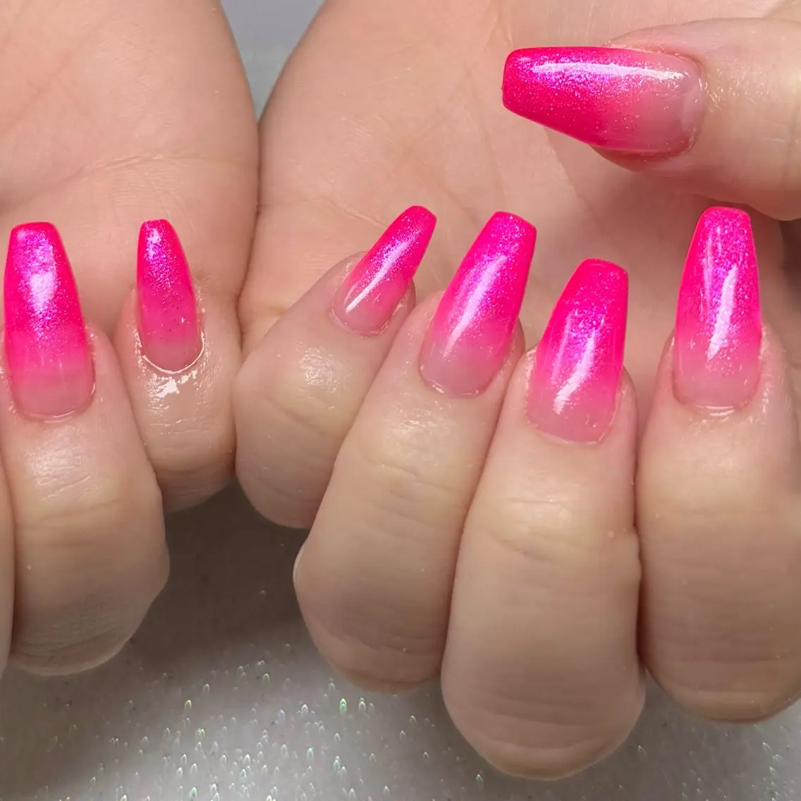 ネイル ハンドネイル VIERU 🌈🎀💖のネイルデザイン