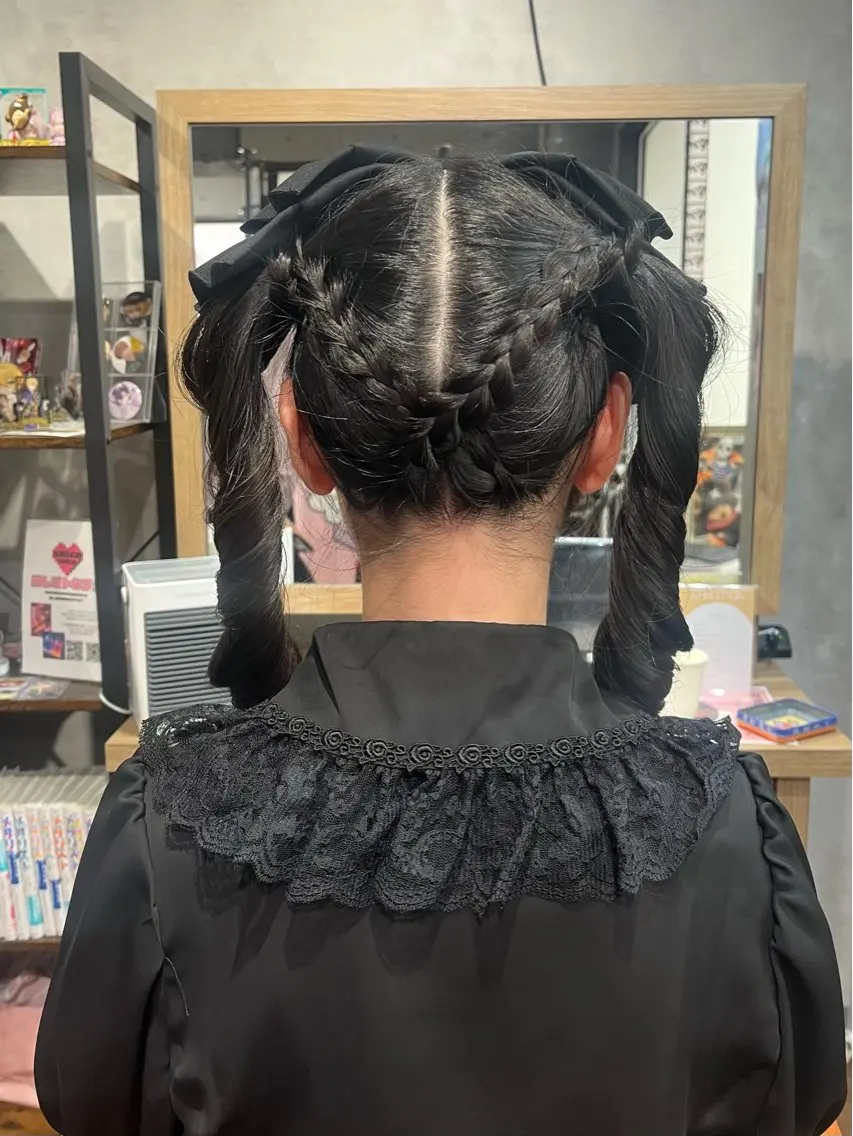 カラー ヘアアレンジ ツインテール ヲタ件。/カラー🌷 ヨナのヘアスタイル