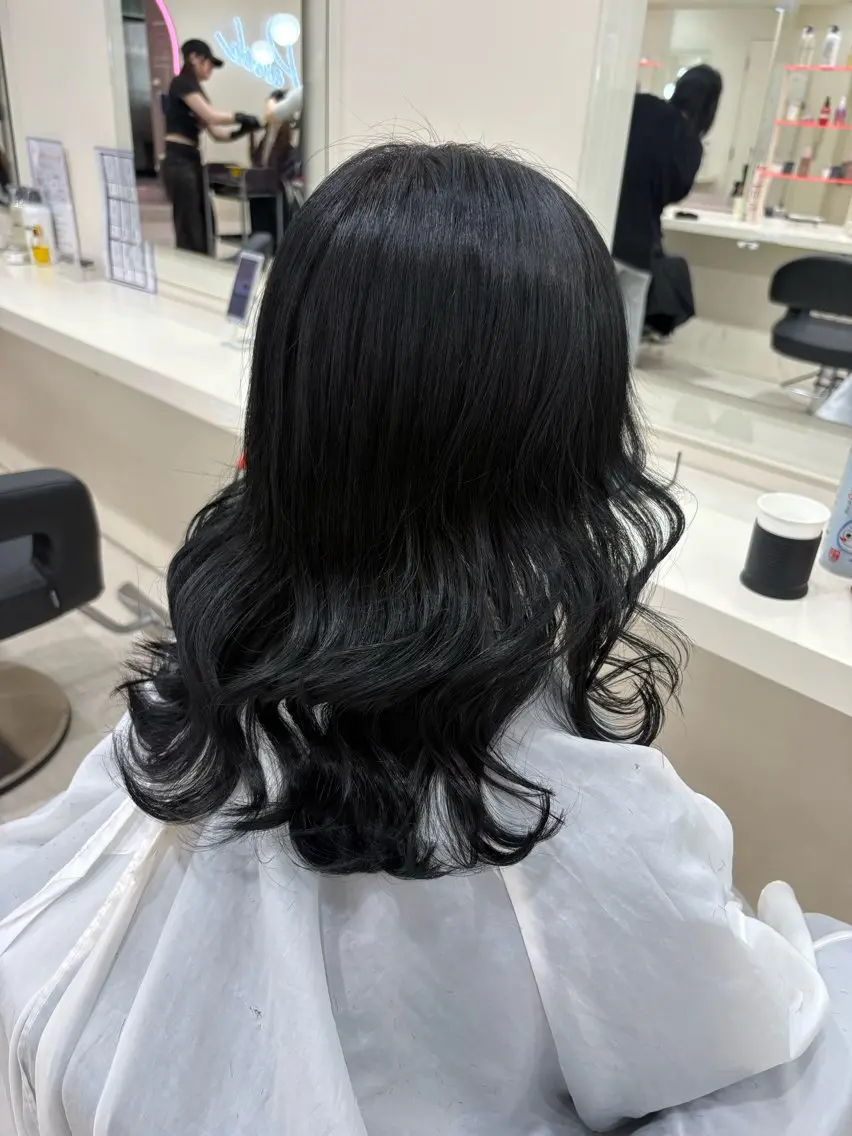 ロング カラー ヘアカラー トリートメント 💕мei 透明感カラー💕のヘアスタイル