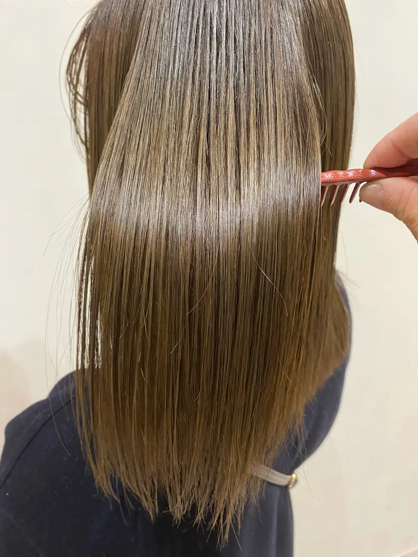 ミディアム カラー ハイトーンカラー 髪質改善 トリートメント カット ヘアカラー トリートメント ♡オシャ髪♡AI ✂️newi町田のヘアスタイル