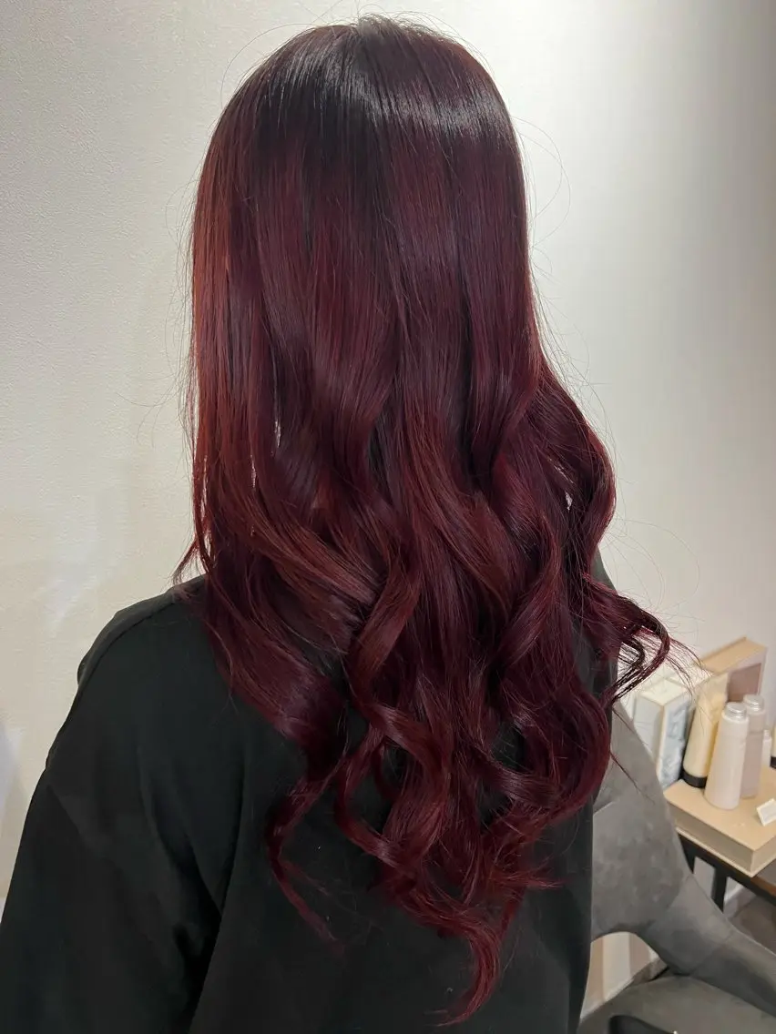 ロング カラー ブリーチ ブリーチなしカラー 明 (めい)のヘアスタイル