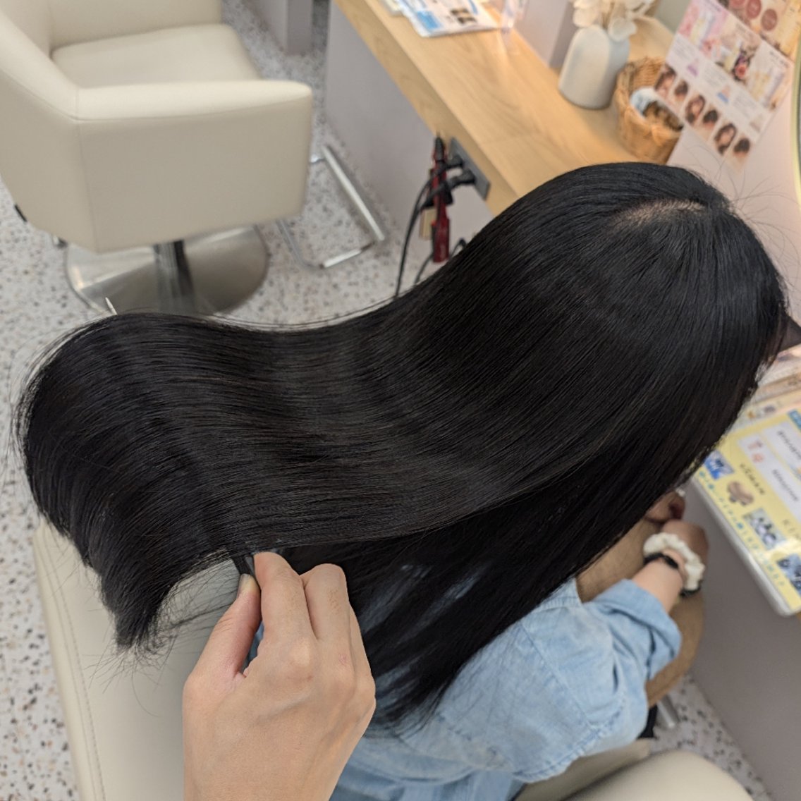 セミロング 🌻 銀座水素ケア 🌻　只腰 花のヘアスタイル