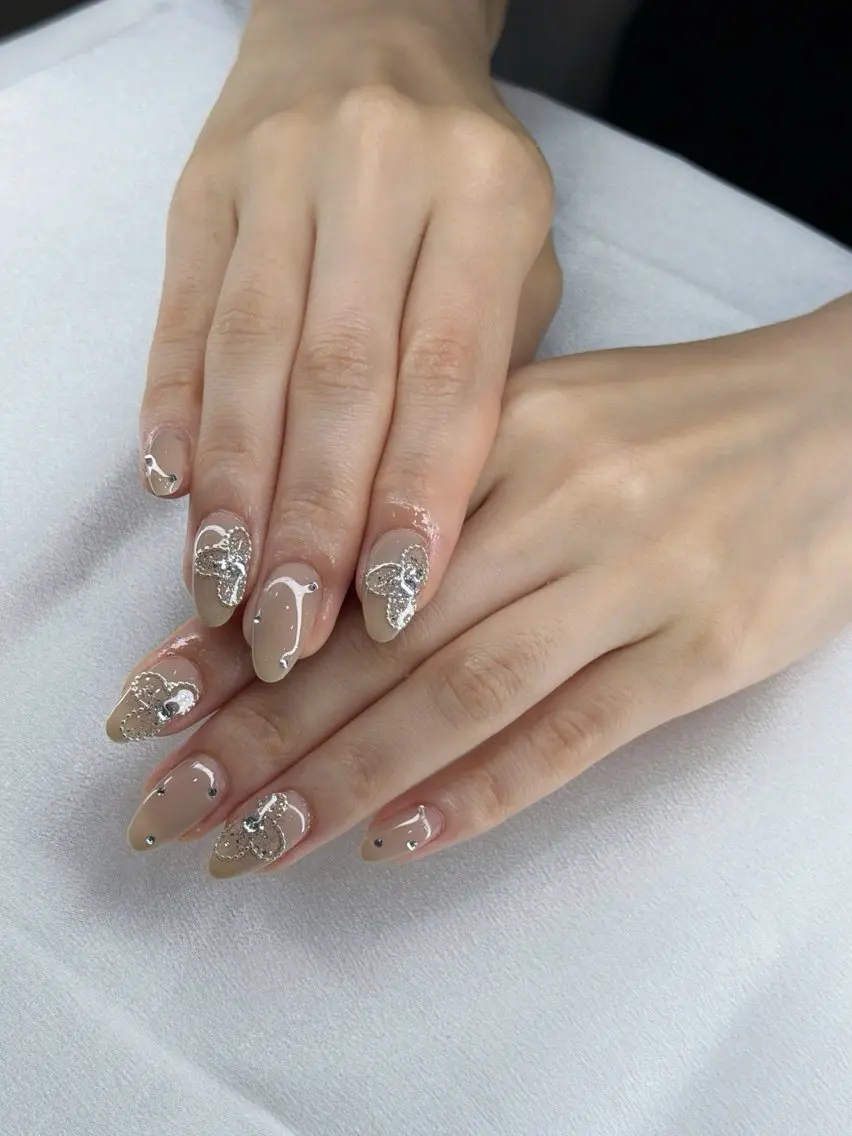 ネイル キラキラネイル マグネットネイル ぷっくりネイル 春ネイル ワンホンネイル ハンドネイル Candy Nailのネイルデザイン