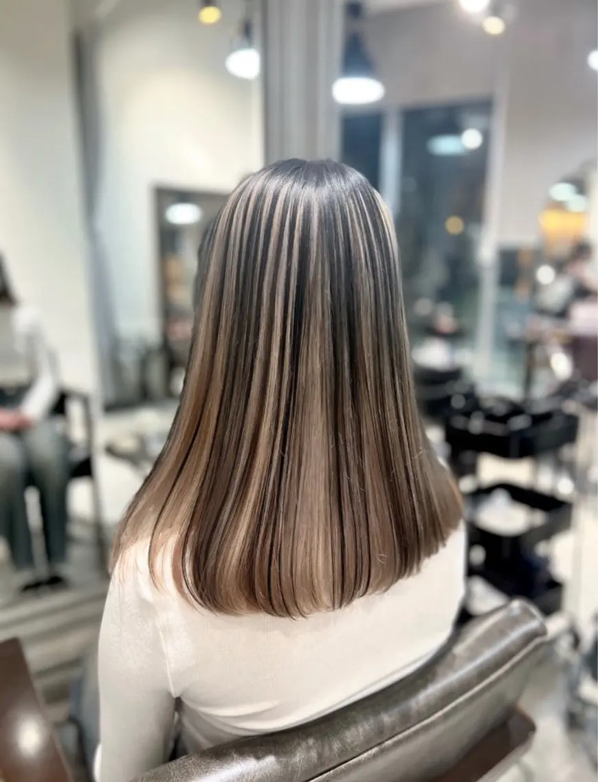 ロング カラー ヘアカラー トリートメント ヘアセット 🎀ハイトーン・艶 カラー HANA🎀のヘアスタイル