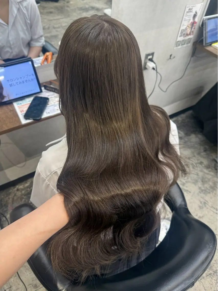 ロング カット 💎LEON💎 Cut¥1100‼️のヘアスタイル
