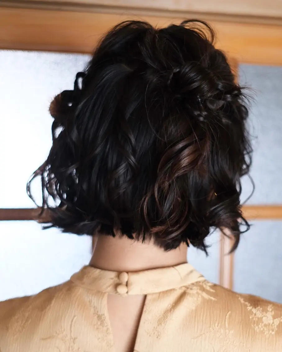 ショート ヘアアレンジ 結婚式・ブライダル ボブ ブリーチ無し透明感 ケアカラー🌿かなみのヘアスタイル