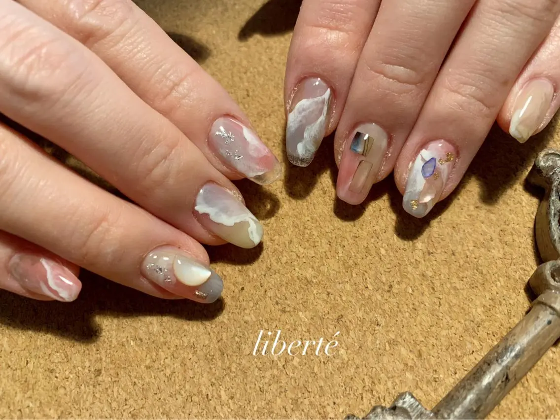 ネイル liberté (リベルテ)のネイルデザイン