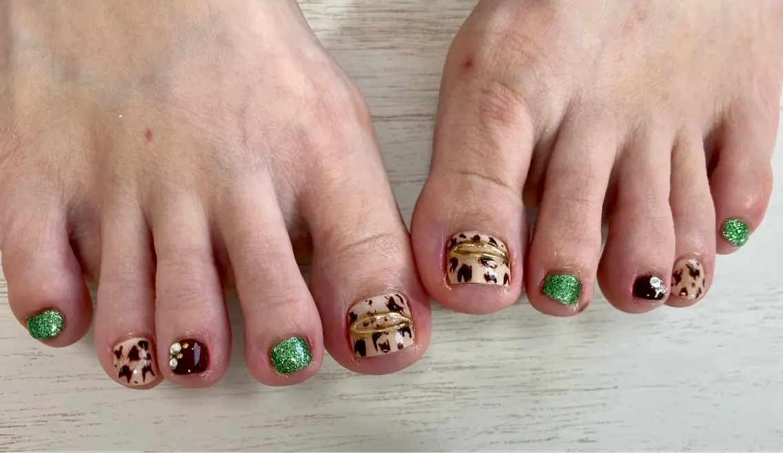 ネイル ハンドネイル NAIL Nutsのネイルデザイン