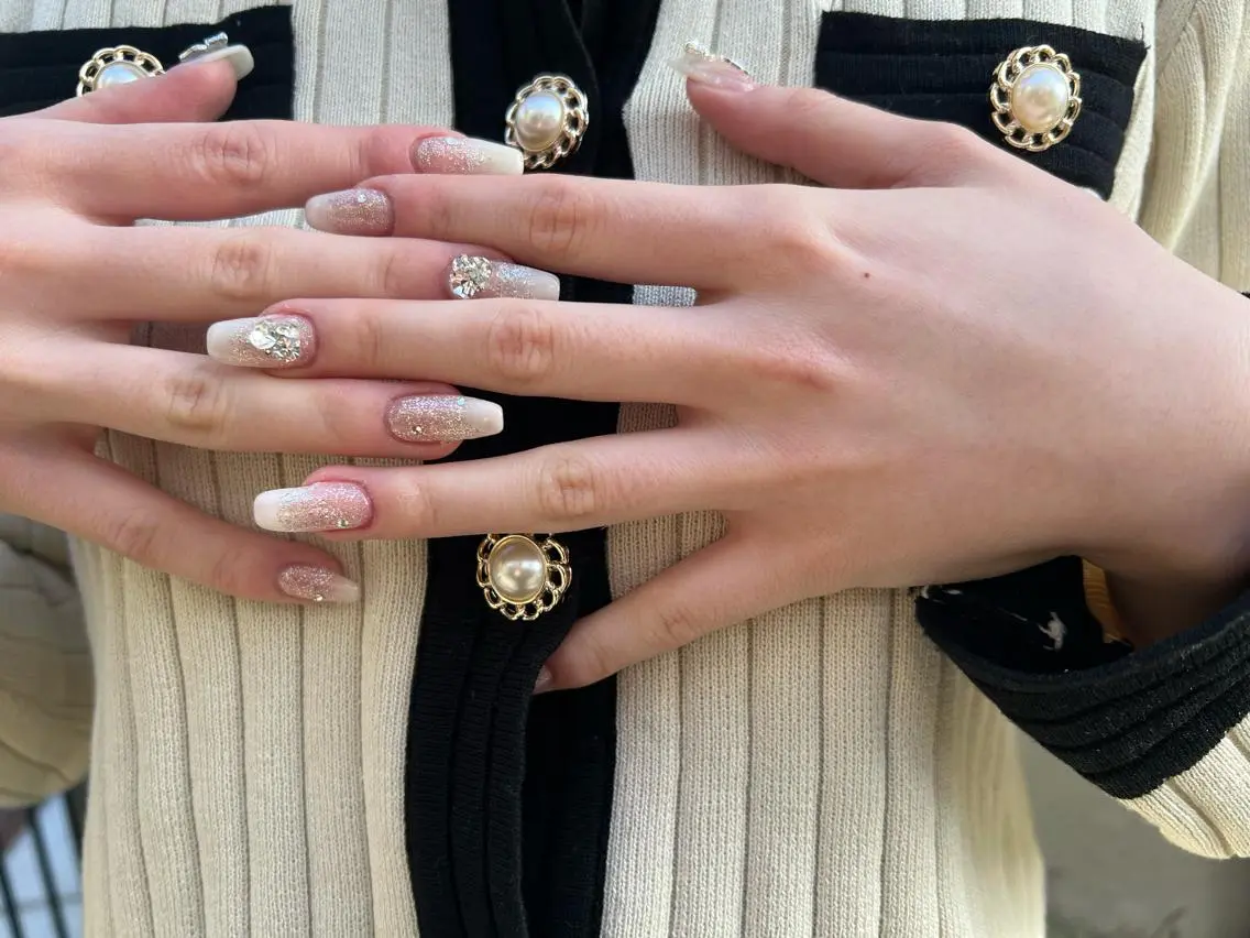 ネイル 🫧Lua.nail 🍒emuのネイルデザイン