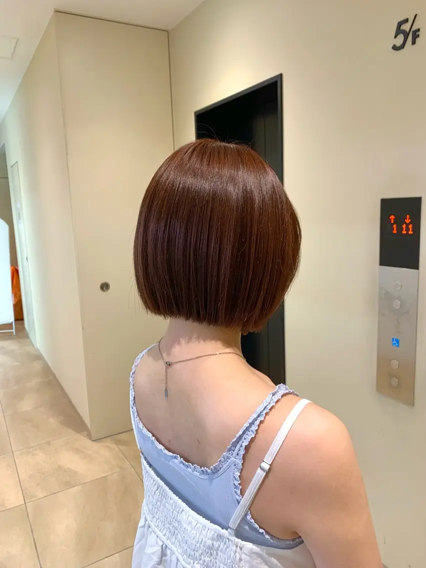 ショート カラー ボブ カット ヘアカラー ヘッドスパ 本格ヘッドスパ🌿 ×ヘア 佐藤のヘアスタイル