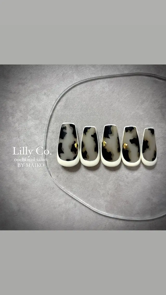 ネイル ハンドネイル ハンドケア Lilly Co.のネイルデザイン