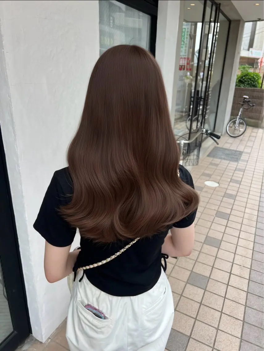 セミロング カラー ブラウンカラー チョコレートブラウン カット ヘアカラー トリートメント 韓国モテhair🍑 momoのヘアスタイル