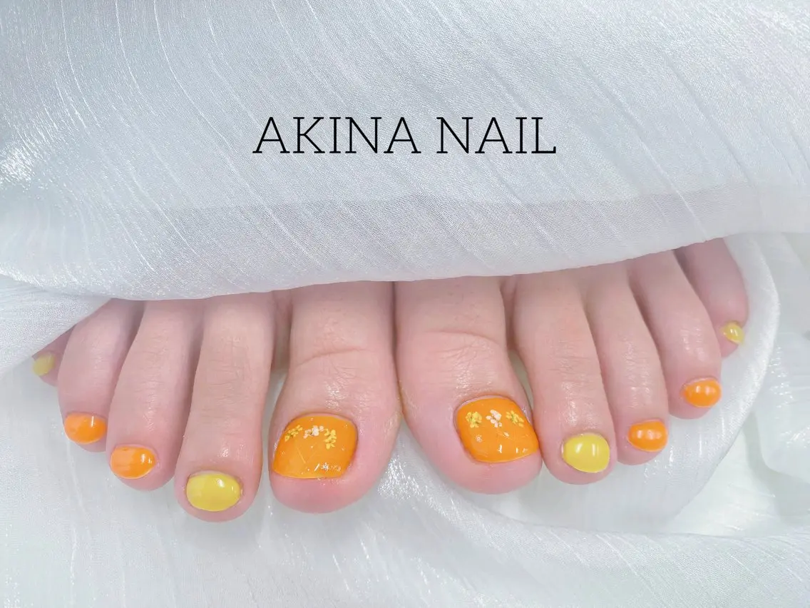 ショート フットネイル Akina Nail 亀戸のネイルデザイン
