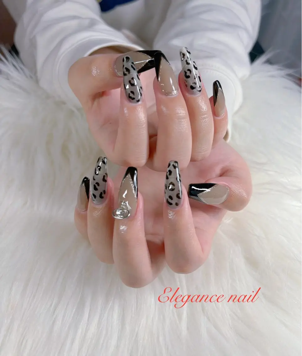 ネイル Elegance Nail本厚木店舗のネイルデザイン