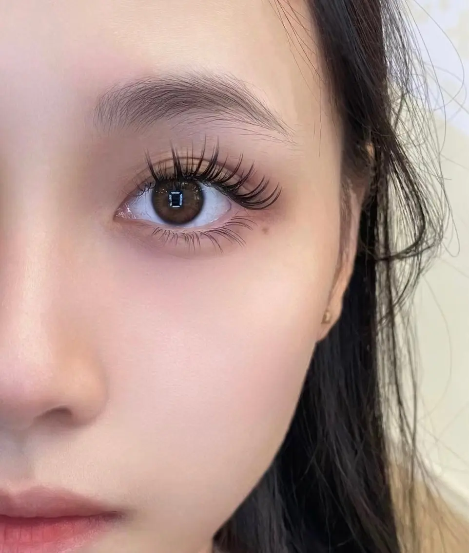 マツエク・マツパ バインドロック フラットラッシュ ナチュラル パリジェンヌラッシュリフト まつげパーマ YK Beauty Salonのマツエク・マツパデザイン