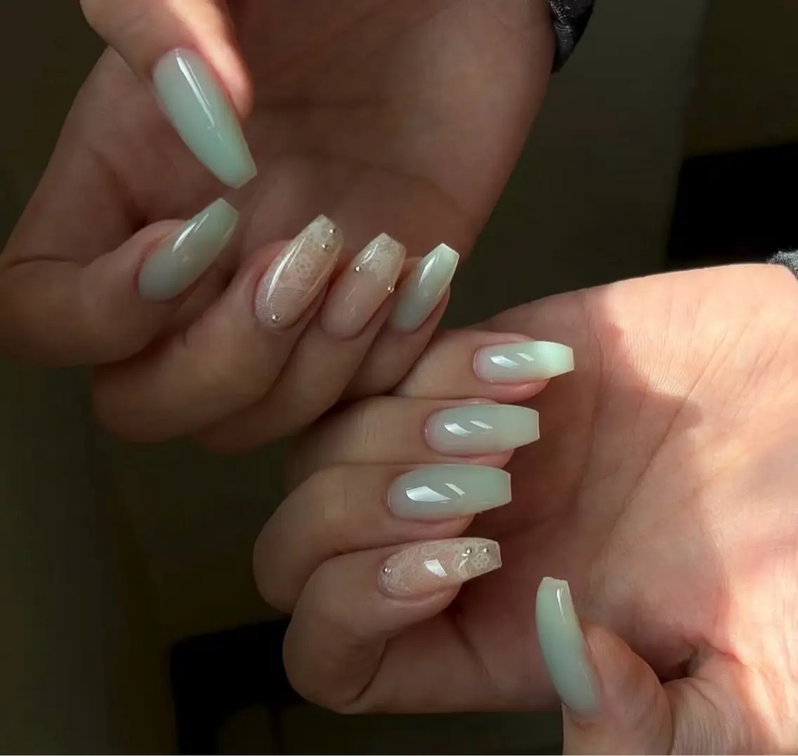 ネイル 韓国ネイル マグネットネイル 持ち込み ハンドネイル Mimi Nail_Royalのネイルデザイン