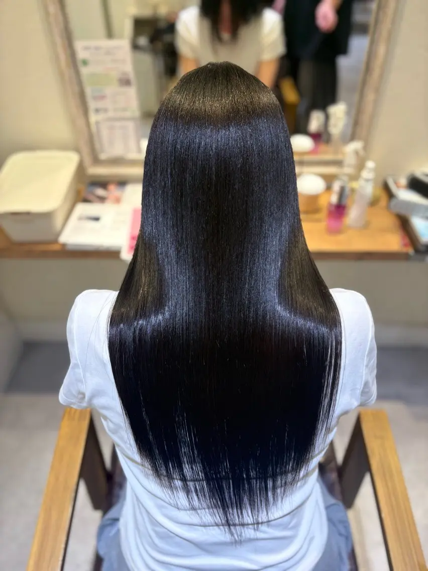 髪質改善トリートメントモデルの写真