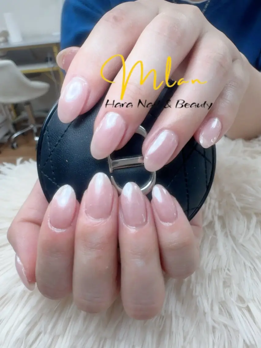 ネイル フレンチネイル グラデーション キラキラネイル 韓国ネイル ラメ(グリッター) ハンドネイル Ha Nailのネイルデザイン