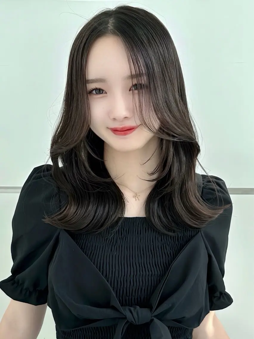 セミロング ✨レイヤー・ブリーチ なしダブル特化✨のヘアスタイル