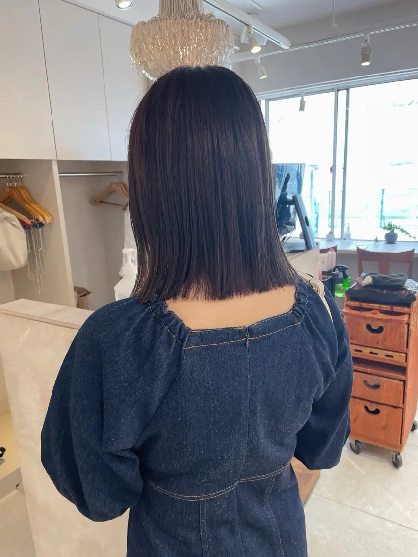 ミディアム 切りっぱなしロブ カット ヘアカラー トリートメント 切りっぱなしボブ ソノキユウカのヘアスタイル