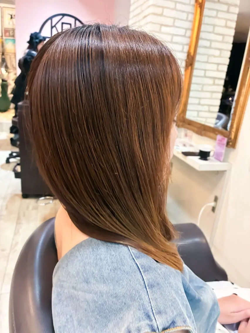セミロング 派手髪/推しカラー 👾つや。のヘアスタイル