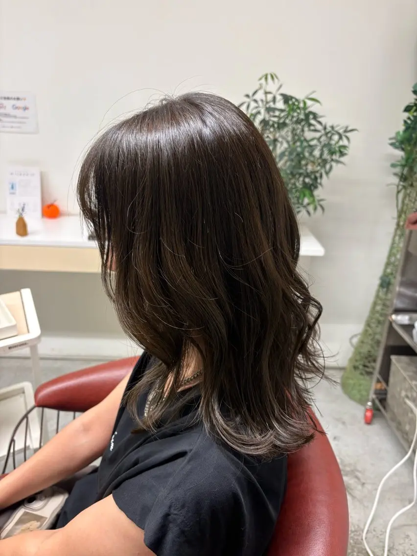 ミディアム カラー カット ヘアカラー 田村 匡世のヘアスタイル