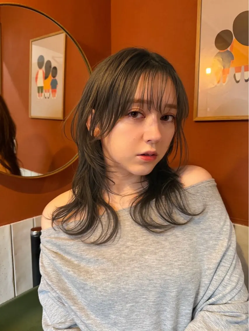 カラー ベージュカラー オリーブベージュ ヘアカラー 古堅 一正のヘアスタイル