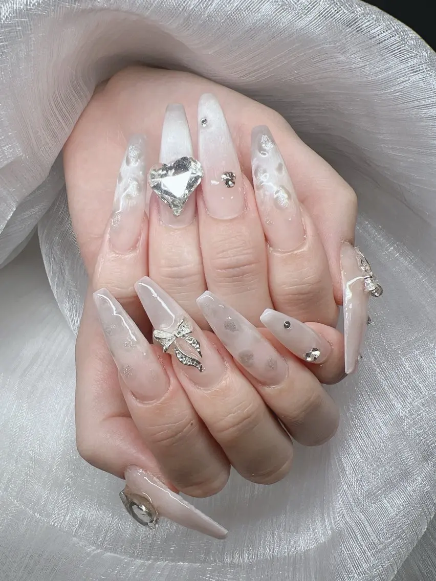 ネイル ハンドネイル Lee Nails チップ長さだし専門店のネイルデザイン