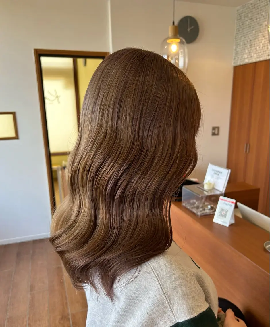 ミディアム カラー ベージュカラー ヨシンモリ 韓国風ヘア トップスタイリスト 林すずかのヘアスタイル