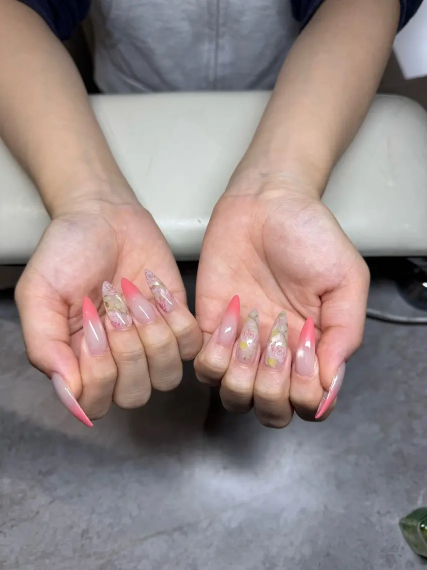 ネイル ハンドネイル IROHA NAIL なほのネイルデザイン