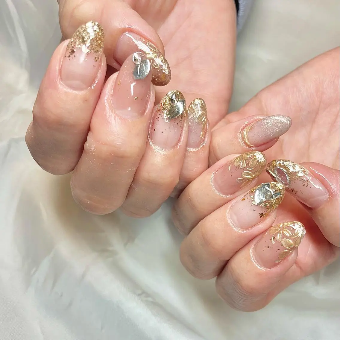 セミロング カラー パーマ ヘアアレンジ メンズ キッズ ネイル マツエク・マツパ アイブロウ ミラーネイル ストーンネイル el. by Aoのネイルデザイン
