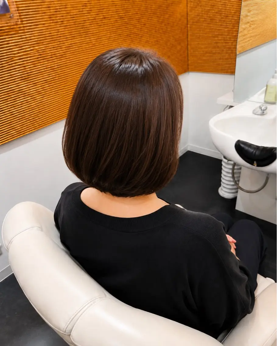 ミディアム カラー ショートボブ ブラウンカラー ボブ ヘアカラー 松本 将太のヘアスタイル