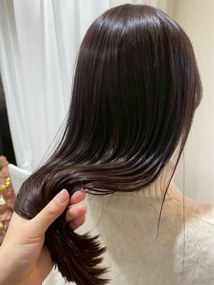 ロング カラー 縮毛矯正 山本 優音のヘアスタイル