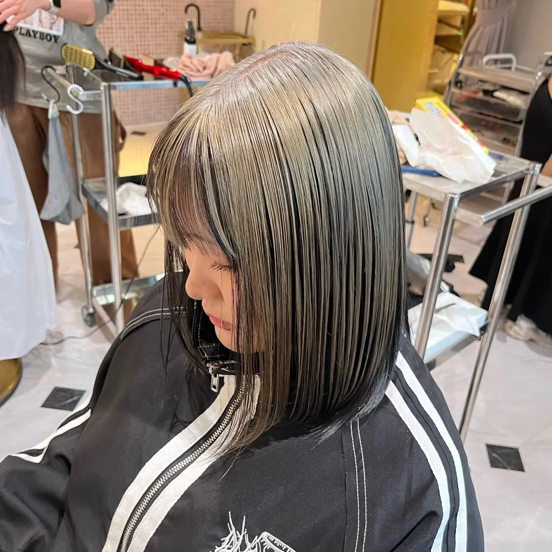 ミディアム カラー 髪質改善・縮毛矯正 特化・ユウシンのヘアスタイル