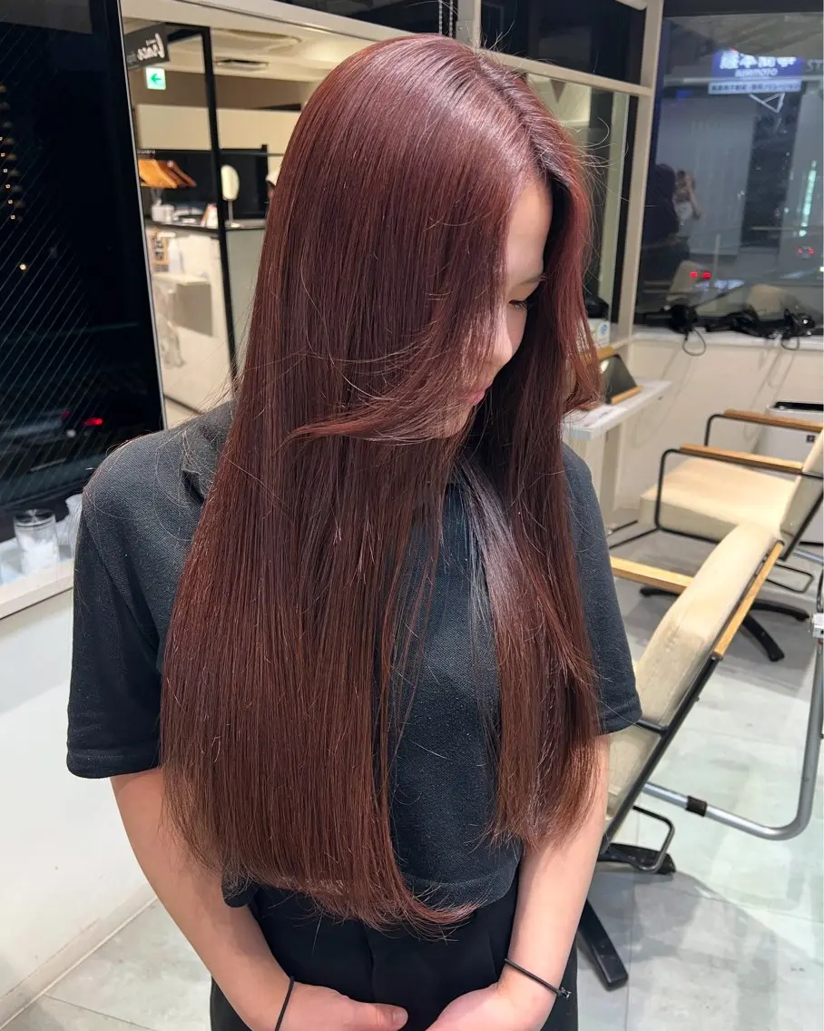 ロング カラー 黒髪 ブリーチ ブリーチなしカラー ayaka🫧 梅田ダブルカラーのヘアスタイル